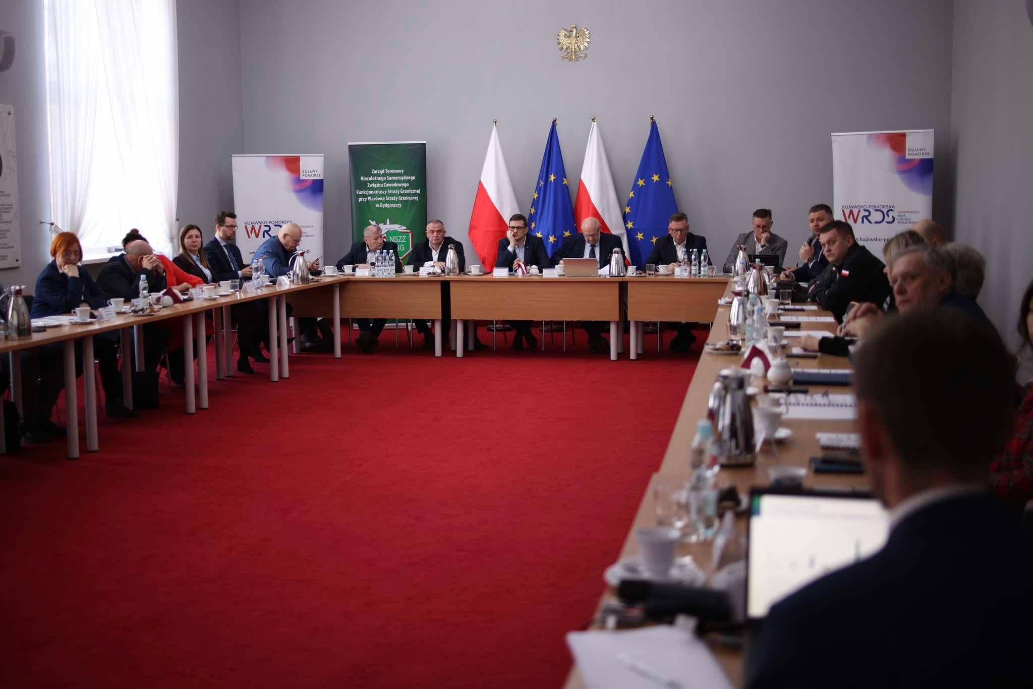 WRDS omawia sytuację na rynku pracy