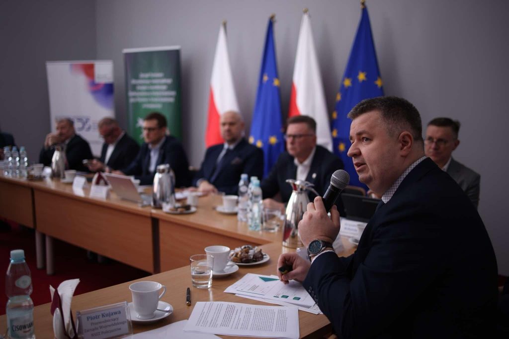 WRDS omawia sytuację na rynku pracy